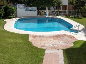 Pool - Sunstay Adriana Flat II Fuengirola (Fuengirola)