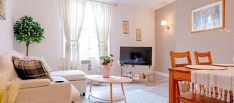 The Cosy Corner Central Reading near Station