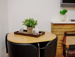 Dining - St Mary's Crescent House (Stanwell)