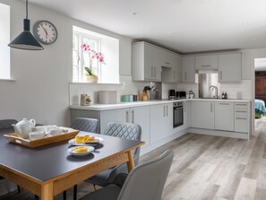 GeschirrspĂŒler, Hochstuhl