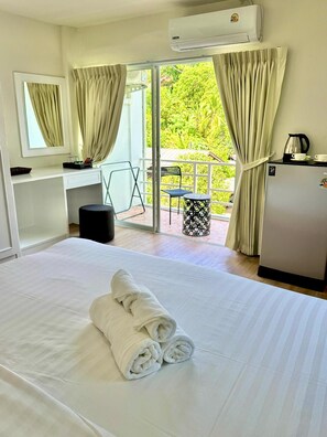 Imej tidak diklasifikasikan, 2 daripada 9, butang