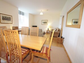 Dining - Monastery 13 - Abbots Rest - UKC4886 (Fort Augustus)
