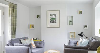 Thyme Cottage-UKC4865