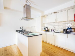 Dishwasher, high chair - Abbey Church 20 - UKC4881 (Fort Augustus)