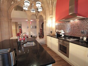 Dishwasher, high chair - St Andrew's Church - UKC4890 (Fort Augustus)