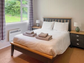 3 bedrooms, free WiFi - 3 bedroom accommodation in Fort Augustus (Fort Augustus)