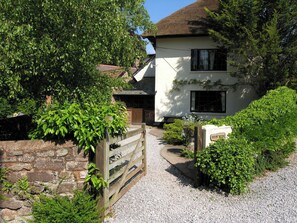 Exterior - 6 bedroom accommodation in Timberscombe, near Minehead (Timberscombe, near Minehead)