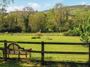 Property grounds - 2 bedroom accommodation in Timberscombe, near Minehead (Timberscombe, near Minehead)