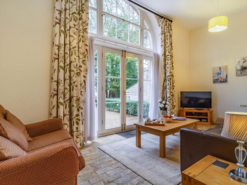 3 bedroom accommodation in Bury St. Edmunds