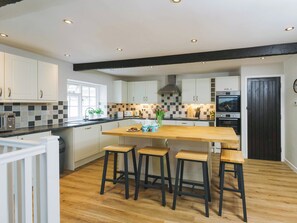 Dishwasher, high chair - Number Six - UKC4968 (Tawstock, near Barnstaple)