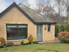 Exterior - Carn Mor is a beautifully refurbished three bedroom property. (Aviemore)