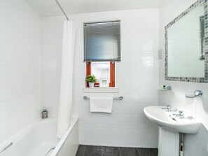 Towels - Munro View - UKC5040 (Aviemore)