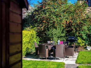 Outdoor dining - 3 bedroom accommodation in Aviemore (Aviemore)