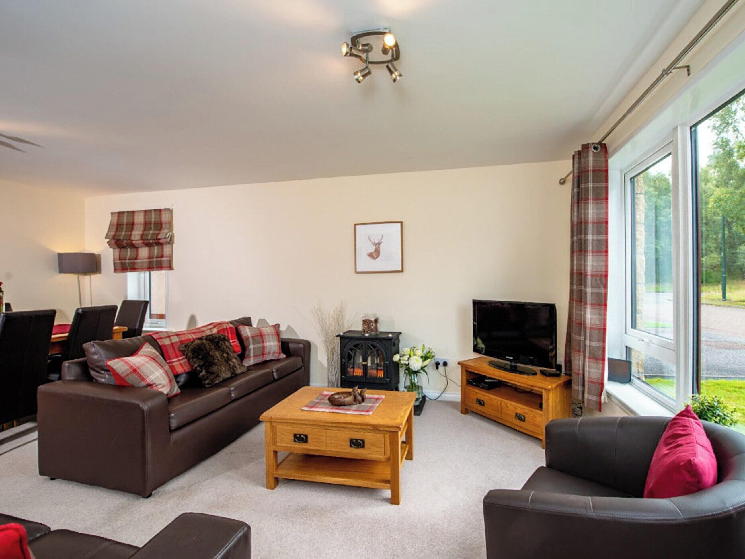Alojamiento De 3 Habitaciones En Aviemore - Aviemore