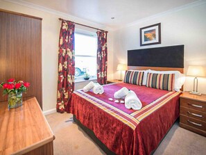 4 bedrooms, free WiFi - Golden Eagle-UKC5057 (Aviemore)