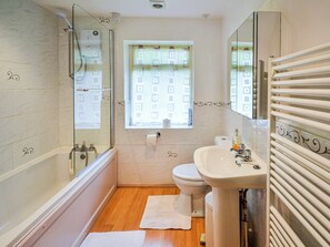 Towels - 4 bedroom accommodation in St Lawrence (St Lawrence)