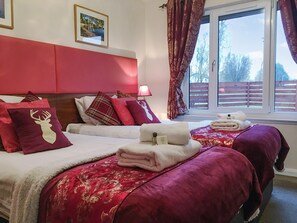 4 bedrooms, free WiFi - 4 bedroom accommodation in Aviemore (Aviemore)