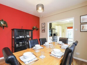 Dining - 3 bedroom accommodation in Shanklin (Shanklin)