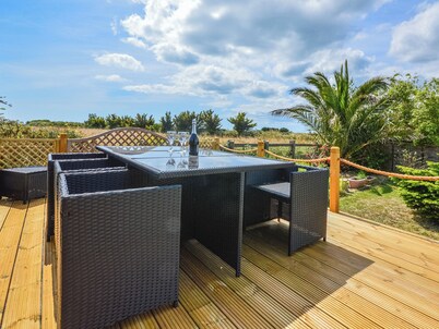3 bedroom accommodation in Bembridge