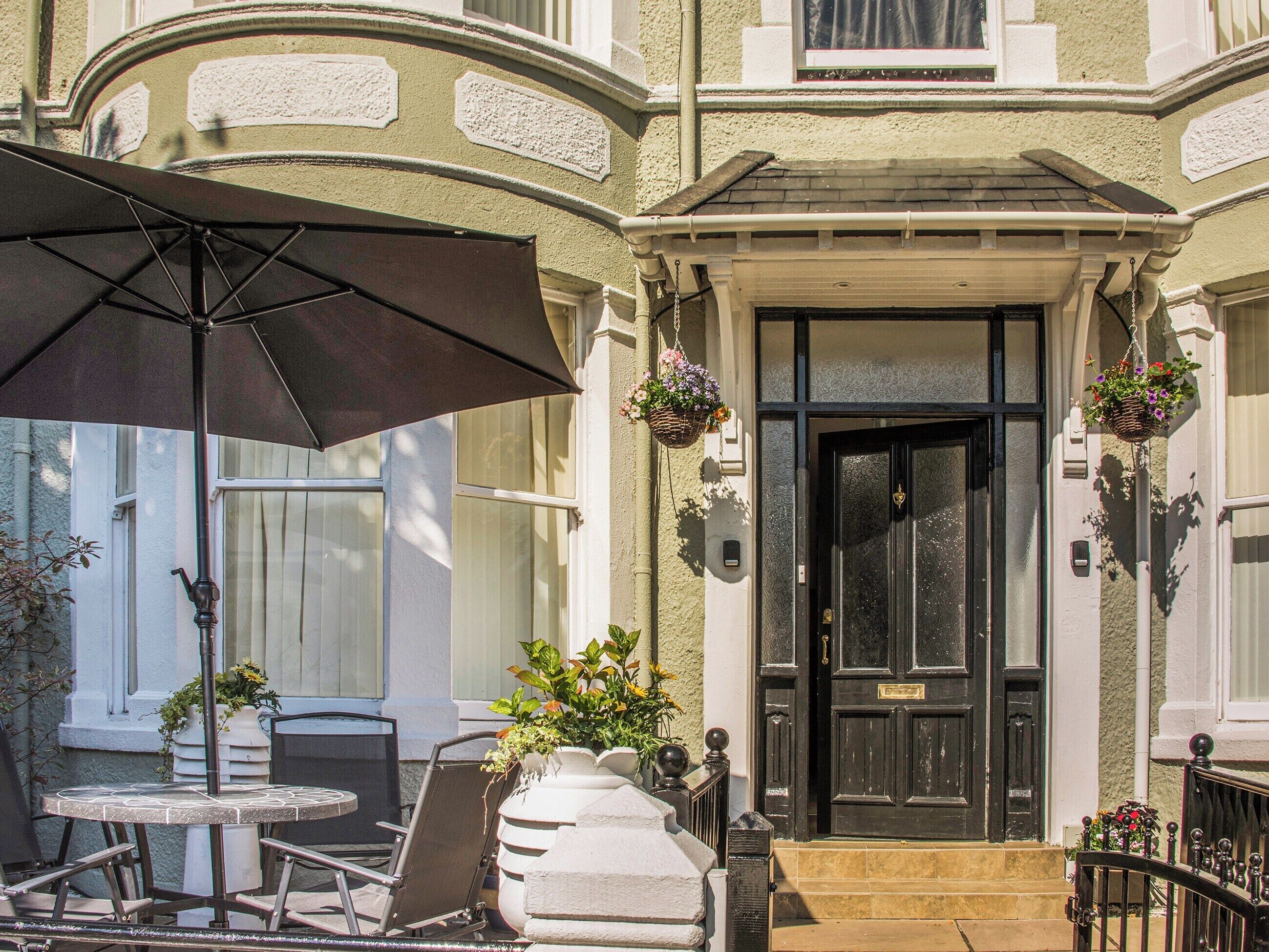 屋外ダイニングエリア