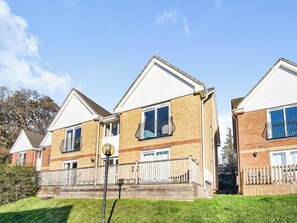 Exterior - Sandown on The Creek (Wootton Bridge, near Ryde)