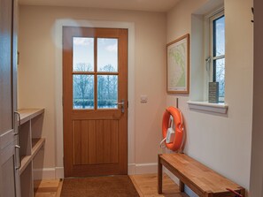 Interior - 1 bedroom accommodation in By Dunkeld, Pitlochry (By Dunkeld, Pitlochry)