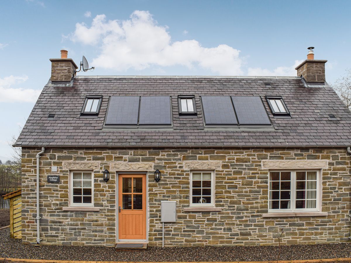 تفاصيل الفندق من الخارج