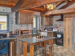 Private kitchen - Tawitawoo Lodge - UKC5510 (Felton, near Morpeth)