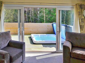 Interior - Jessie's Corner - UKC5509 (Felton, near Morpeth)