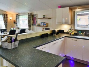 Dishwasher - Bluebell Lodge - UKC5526 (Felton, near Morpeth)