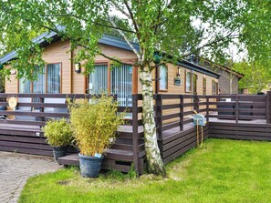 Terrace/patio - Bluebell Lodge - UKC5526 (Felton, near Morpeth)