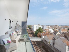 Property grounds - Grand Banks Apartment (Teignmouth)