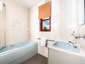 Towels - 2 bedroom accommodation in Aviemore (Aviemore)