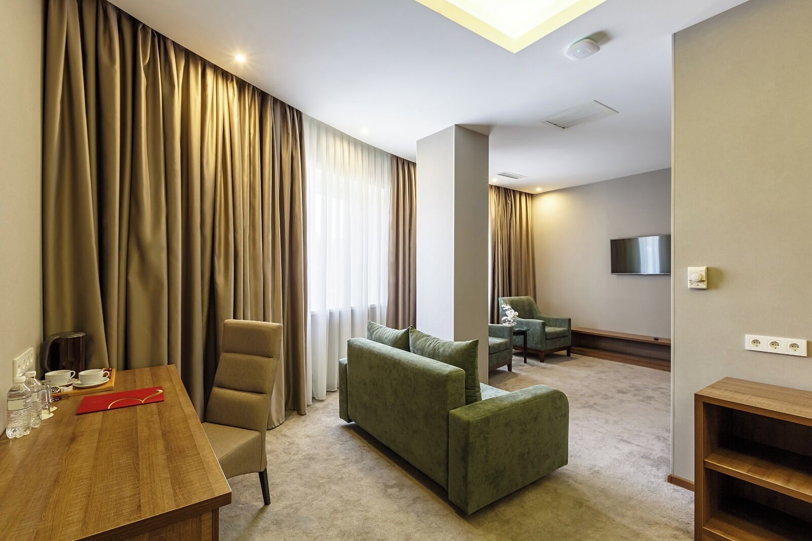 奢華套房 | 起居區