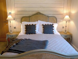 7 habitaciones y wifi gratis 