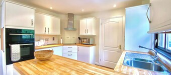 4 bedroom accommodation in Tarbert