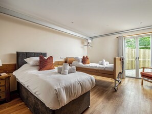 3 bedrooms, free WiFi - Durham Lodge - UKC5799 (Lundin Links)