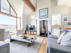 TV, fireplace - 2 bedroom accommodation in St Just in Roseland, near Truro (St Just in Roseland, near Truro)
