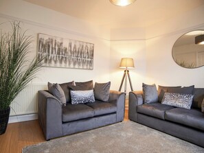 Living area - 3 bedroom accommodation in Melton Mowbray (Melton Mowbray)
