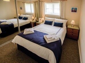 2 bedrooms, free WiFi - 2 bedroom accommodation in Inverlochy, near Fort William (Inverlochy, near Fort William)