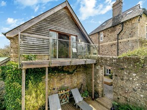 Terrace/patio - 1 bedroom accommodation in Moretonhampstead, near Bovey Tracey (Moretonhampstead, near Bovey Tracey)