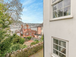 Property grounds - 2 bedroom accommodation in Kingswear, near Dartmouth (Kingswear, near Dartmouth)