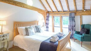 Unclassified image, 4 of 23, button - 7 bedroom accommodation in Darsham, near Saxmundham (Darsham, near Saxmundham)
