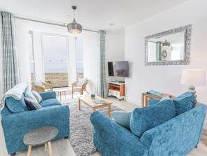 TV - 2 bedroom accommodation in Barmouth (Barmouth)