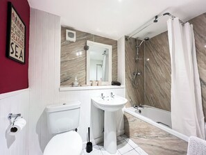 Towels - Cosy and relaxing holiday house. (Ansturther)
