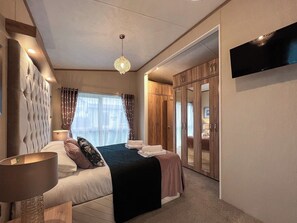 2 bedrooms, free WiFi - 2 bedroom accommodation in Cameron, near St. Andrews (Cameron, near St. Andrews)