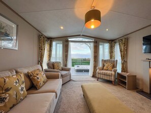TV - 2 bedroom accommodation in St Andrews (St Andrews)