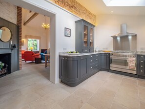 Interior - 2 bedroom accommodation in Edwardstone (Edwardstone)