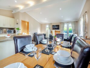 Dining - 2 bedroom accommodation in Glanrafon Uchaf (Glanrafon Uchaf)