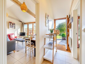 Interior - Chestnut Lodge - UKC6128 (East Dean)